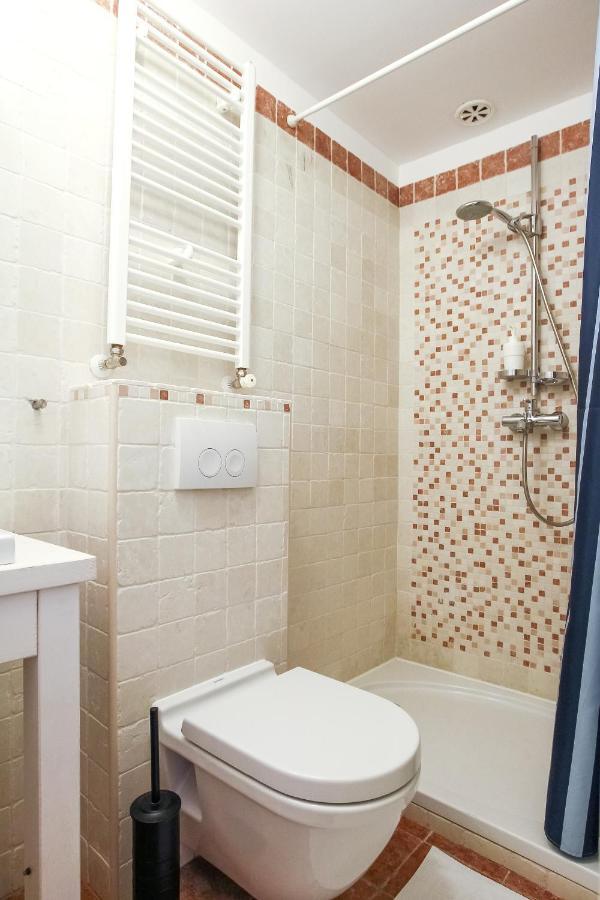 Rougemarin Apartments Biograd Na Moru Rom bilde